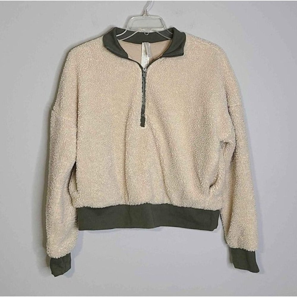 Fabletics Sherpa Dream Polar Fleece Cropped Pullover 1/2 Zip Size Medium